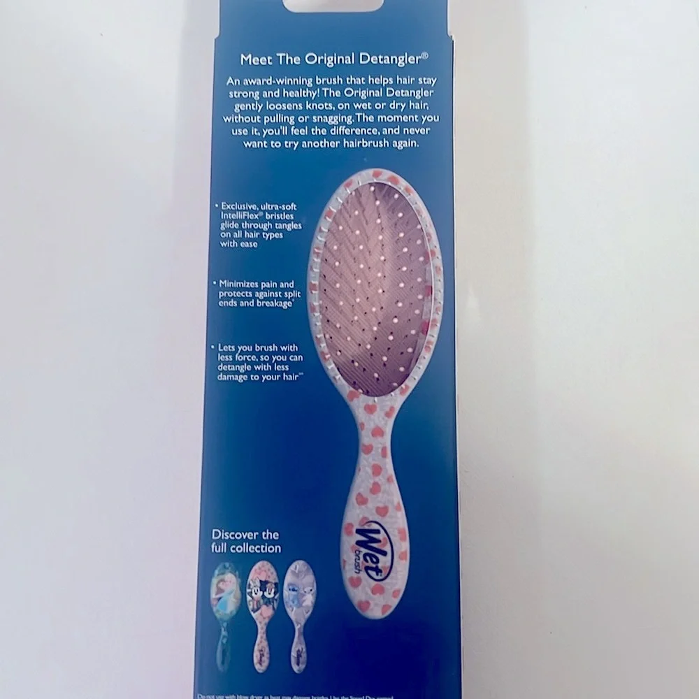 NWT Wet Brush Original Detangler Hair Brush, Mickey & Minnie (Disney Love)